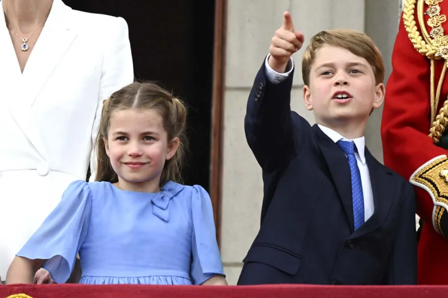 Most Amazing Photos From Queen Elizabeth IIs Platinum Jubilee