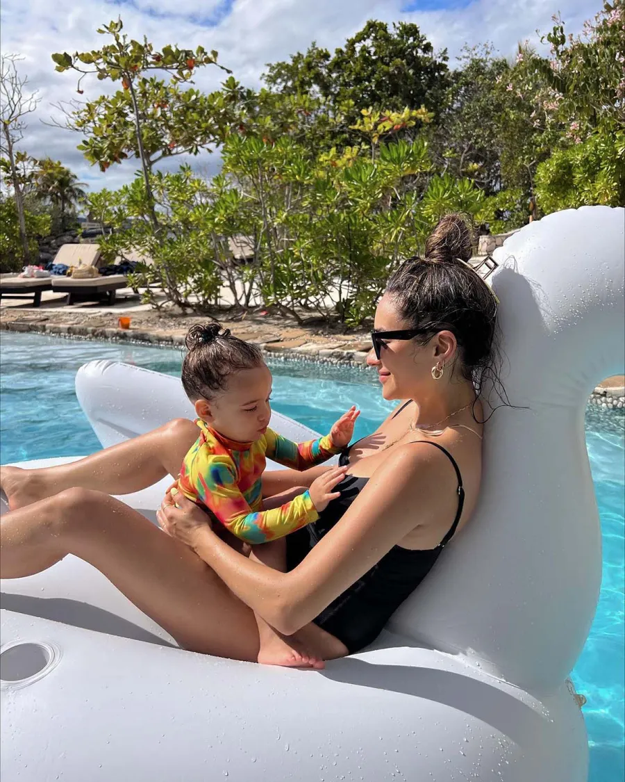 Pretty Little Babies A Guide PLL Casts Children