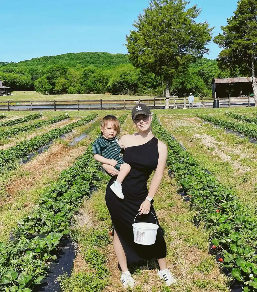 Pretty Little Babies A Guide PLL Casts Children