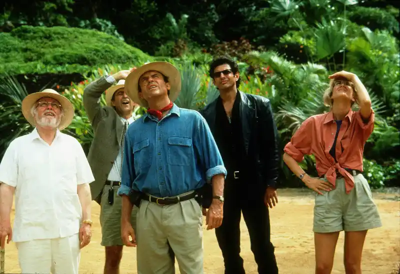 Jurassic Park Cast Richard Attenborough, Laura Dern Jeff Goldblum, and Sam Neill
