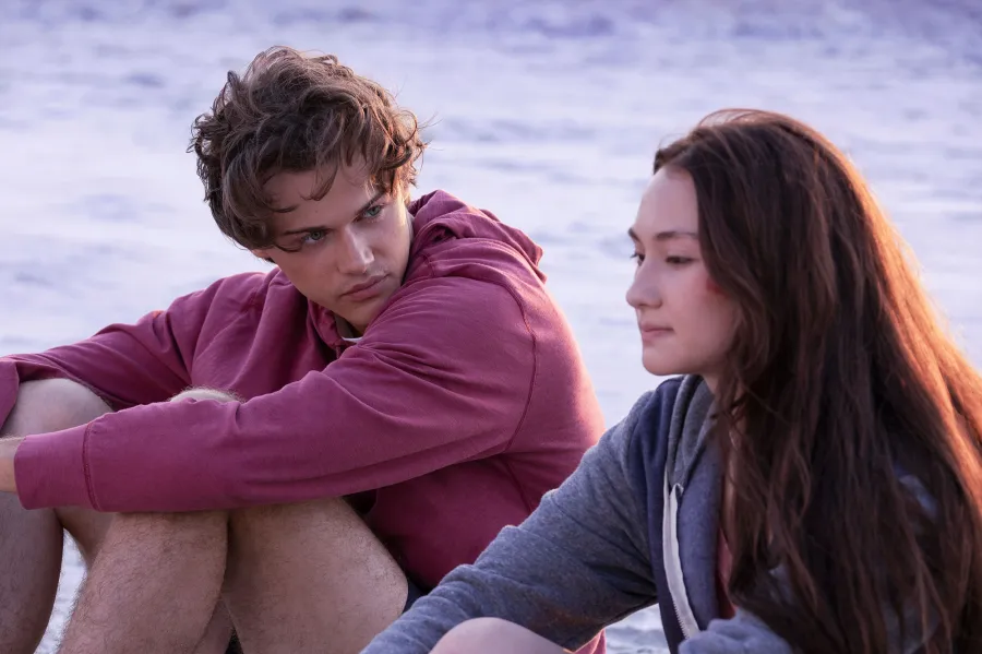 The Summer I Turned Pretty Lola Tung 5 Things Know About Actress