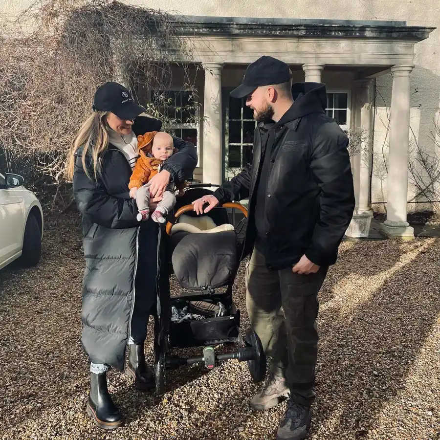 Tom Mann Late Dani Hampsons Family Album With Son Bowie Photos