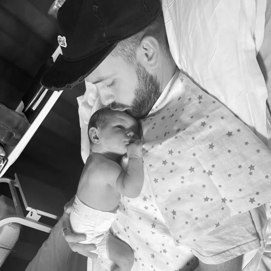 Tom Mann Late Dani Hampsons Family Album With Son Bowie Photos