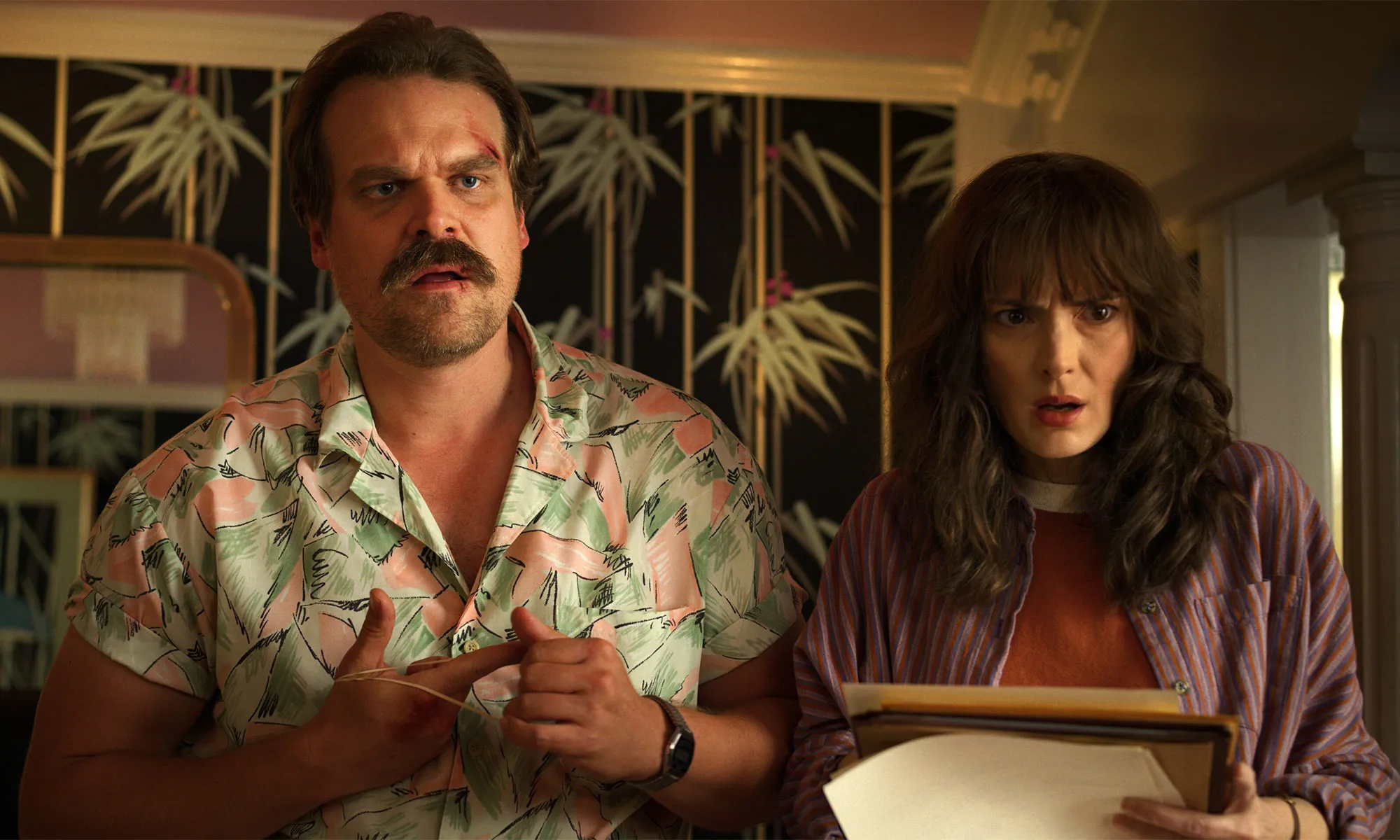 Where Each &lsquo;Stranger Things&rsquo; Couple Stands at the End of Season 4