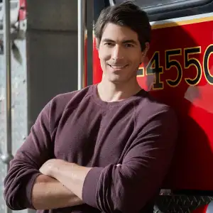Who Is Hallmark Channel’s Brandon Routh? 6 Things to Know About ‘The Nine Lives of Christmas’ Hunk