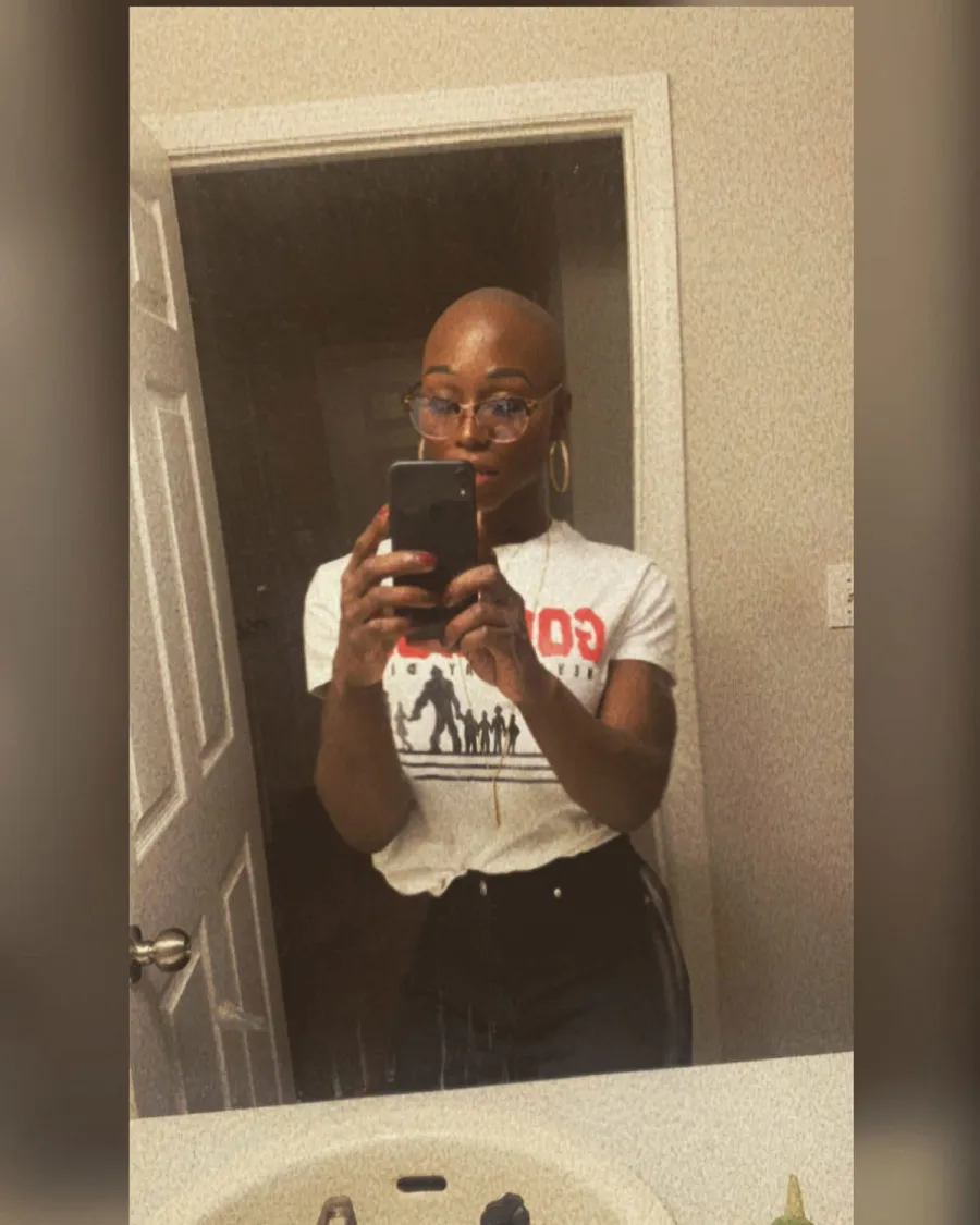 Who Is Justine Lindsay What Know About Transgender NFL Cheerleader