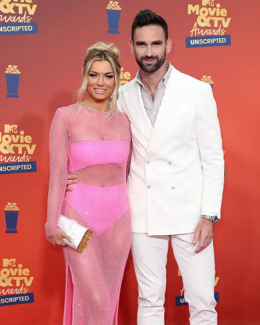 Red Carpet Romance! Lindsay and Carl Heat Up the MTV Movie & TV Awards