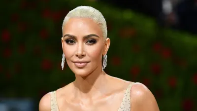 kim-kardashian-epicuren-body-moisturizer