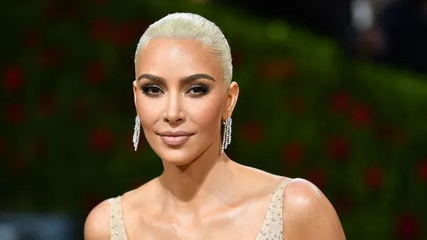 kim-kardashian-epicuren-body-moisturizer