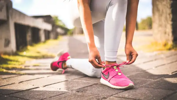 Nike sneakers running