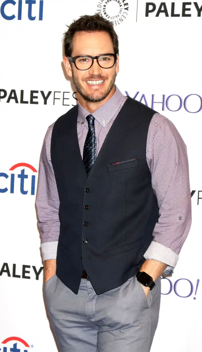 90s-TV-Stars-Then-Now-Mark-Paul-Gosselaar-2015