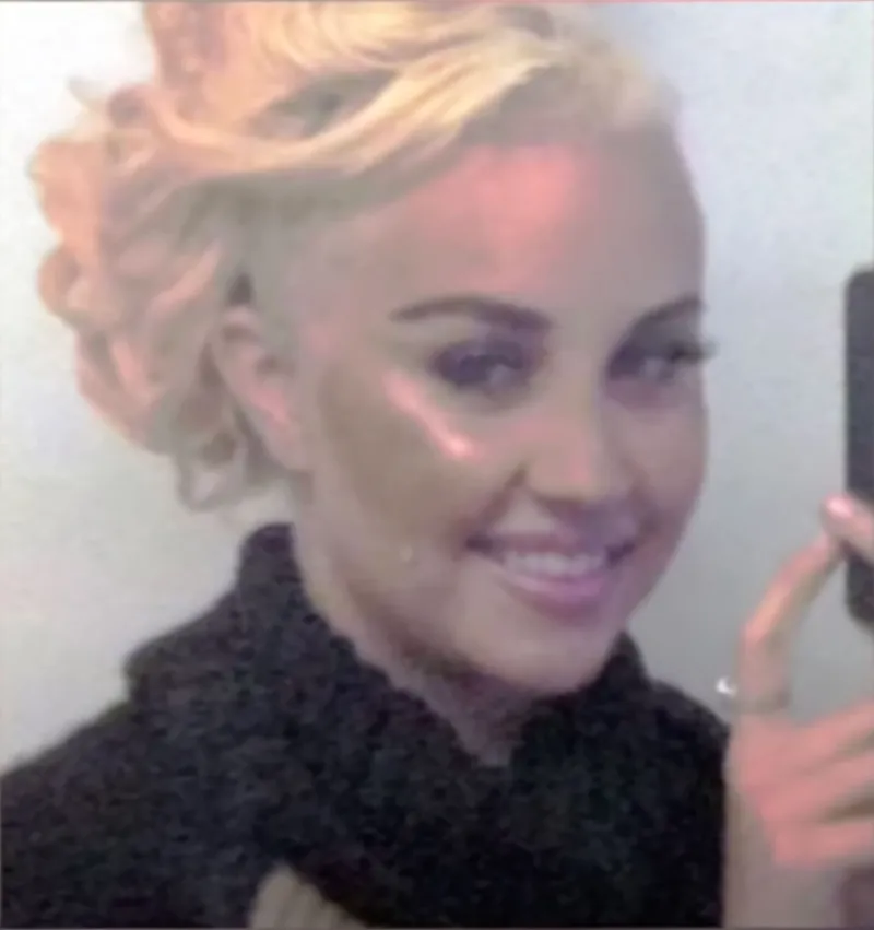 Amanda Bynes' Craziest Tweets shaved head