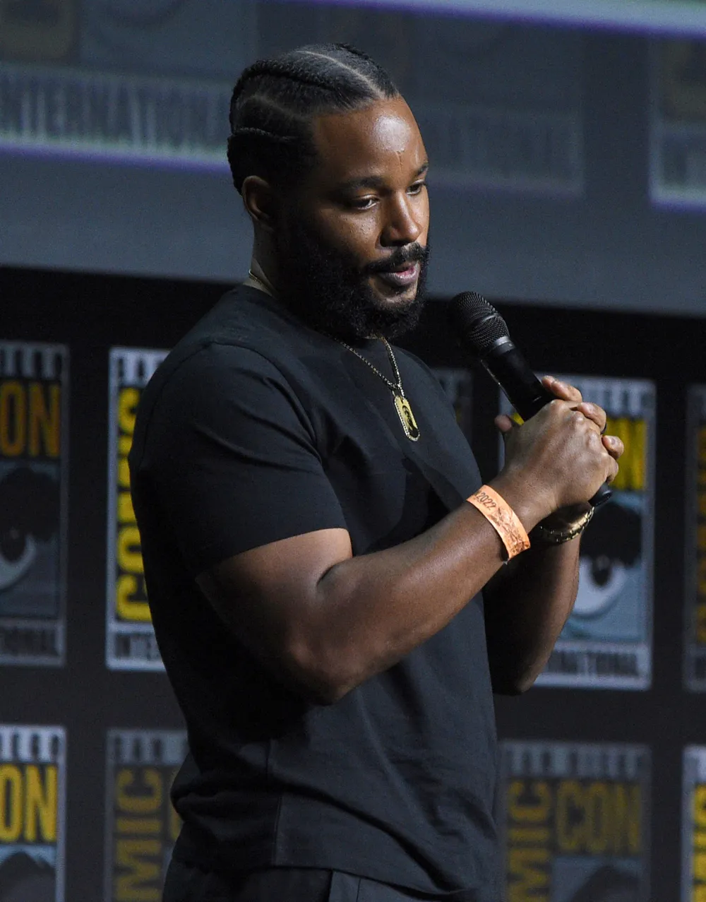 &lsquo;Black Panther&rsquo; Cast Honored Chadwick Boseman&rsquo;s Legacy During Comic-Con Appearance: 'I Can Feel His Hand'
