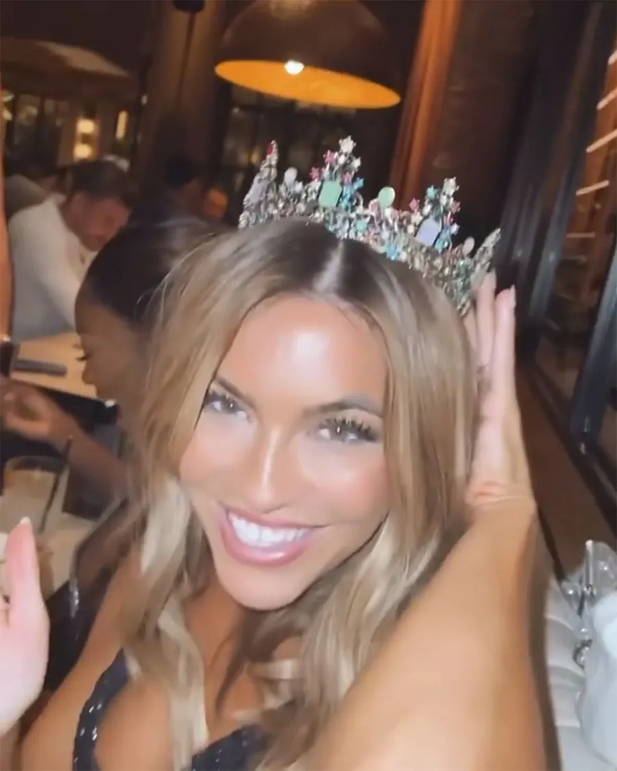 Chrishell Stause Reunites With Ex Jason Oppenheim for Surprise Early Birthday Party 7