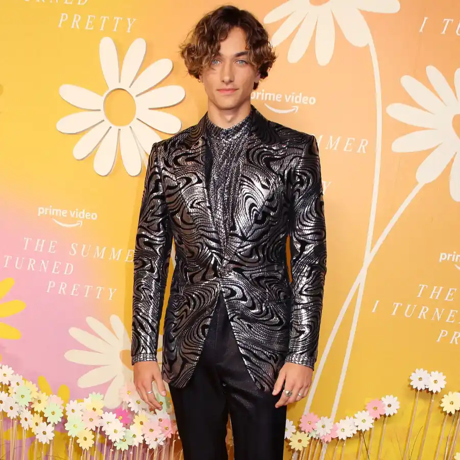 Did Summer I Turned Pretty Gavin GF Larsen Split Break Up Signs