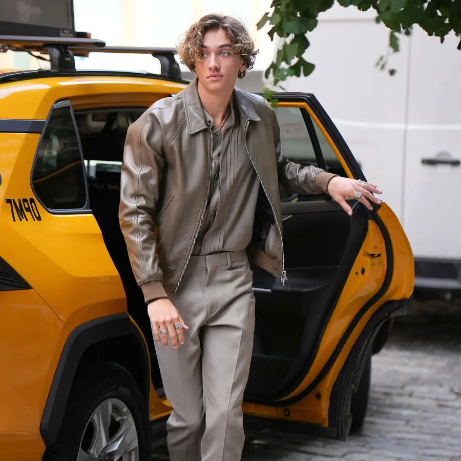 Did Summer I Turned Pretty Gavin GF Larsen Split Break Up Signs