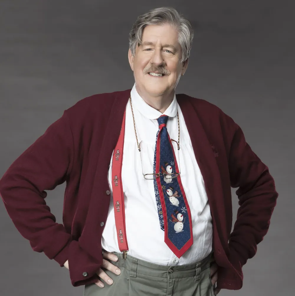 Edward-Herrmann-Dead-Gilmore-Girls-Star-Dies-at-71-After-Battling-Brain-Cancer-cover