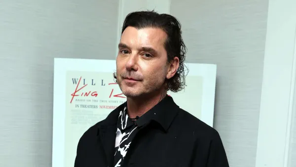 Gavin Rossdale Shares Rare Photo With All 4 of His Kids
