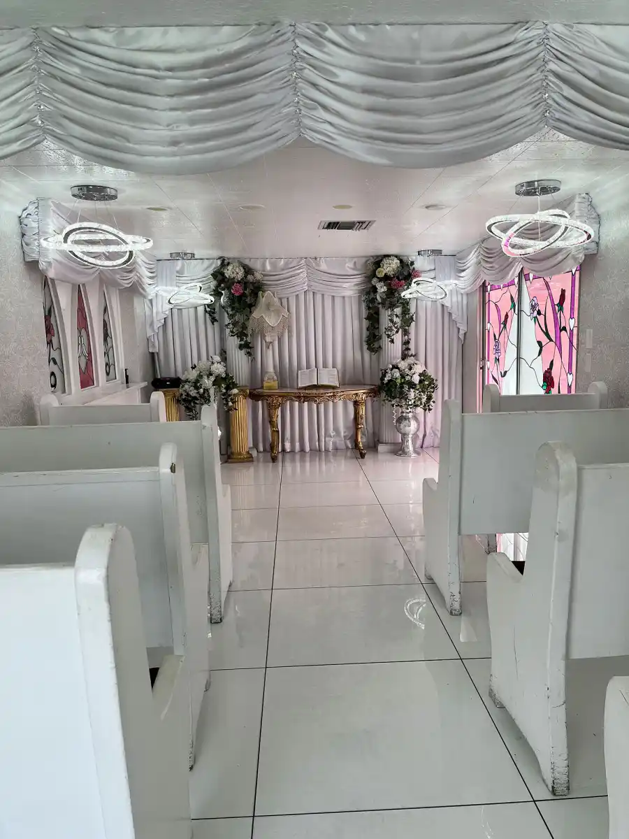 Go Inside Chapel Where J Lo Ben Affleck Got Married Photos