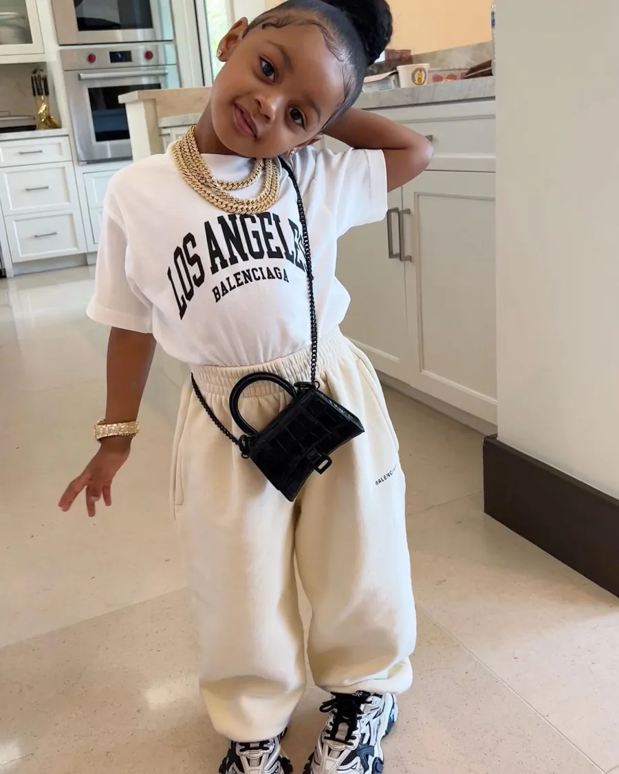 Hip Hop Royalty Cardi B Offset Family Album