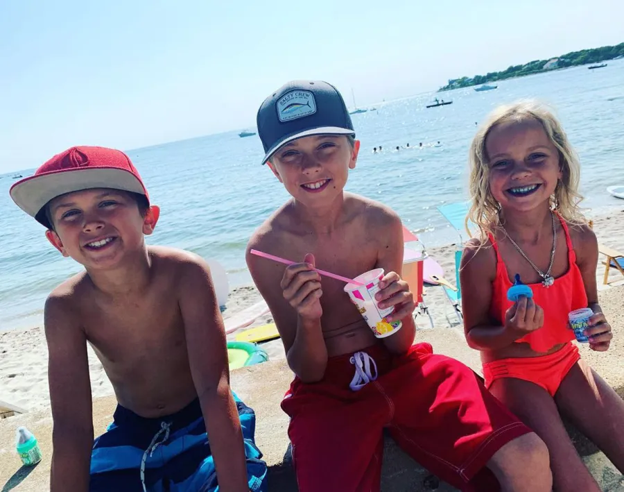 Oliver Hudson and Wife Erin Barlett's Family Album With 3 Children