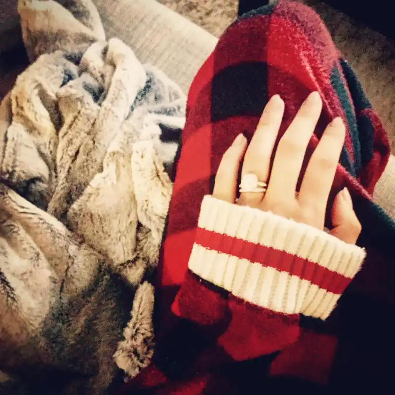 Inside Italia Ricci and Robbie Amell’s Traditional Italian Wedding ring