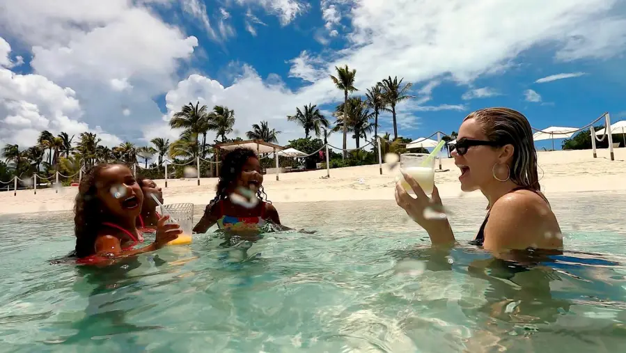 Inside Khloe Kardashian’s Dreamy Vacation With Kim Kardashian, Rob Kardashian, More: Photos From 'Kamp Koko'