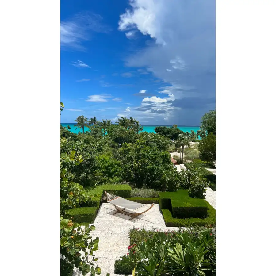 Inside Khloe Kardashian’s Dreamy Vacation With Kim Kardashian, Rob Kardashian, More: Photos From 'Kamp Koko'