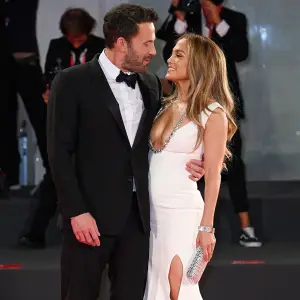 Jennifer Lopez Getting Ready Right Before Marrying Ben Affleck