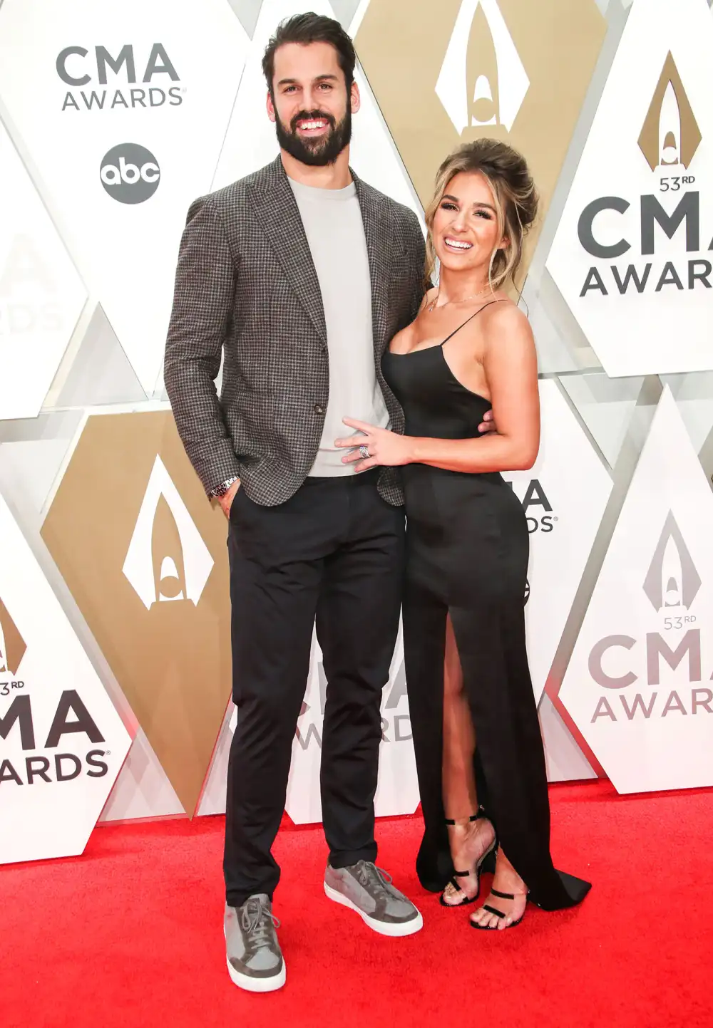 Jessie James Decker&rsquo;s 4-year-old Son Forrest Accidentally Posts NSFW Photo of Dad Eric Showering 2