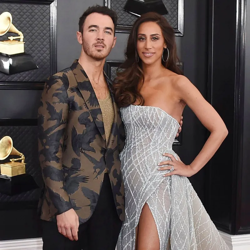 Kevin Jonas Danielle Jonas Sweetest Family Moments