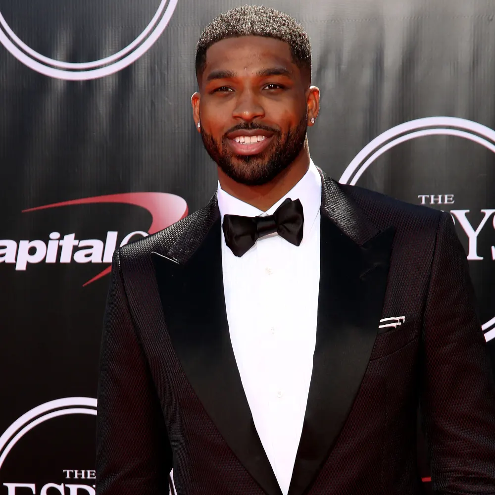 Khloe Kardashian Gushes About Love in 'The Kardashians' Season 2 Trailer