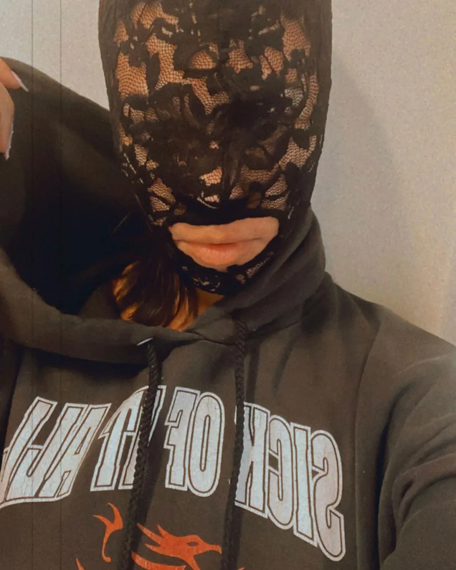 Kourtney Kardashian and Travis Barker Share Romantic Weekend Photos After His Hospitalization