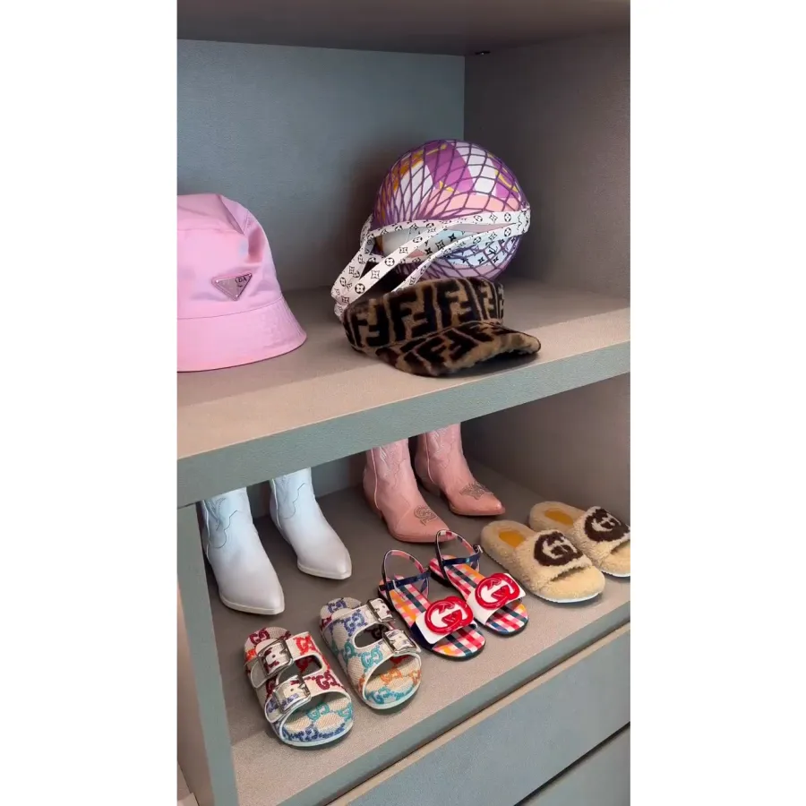 Kylie Jenner Gives Rare Glimpse of Baby Son During Nursery Tour 4