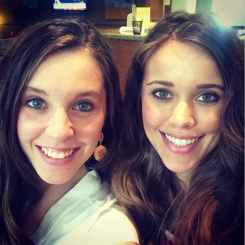 March 2014 Inside Jill Duggar and Jessa Duggar Sibling Relationship Through the Years