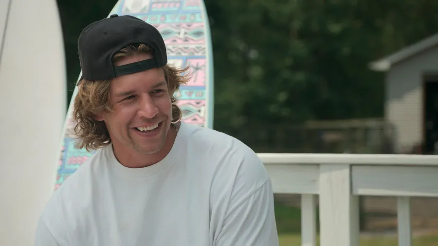 Hunter Hulse Meet the Cast of Amazon Prime Video Forever Summer Hamptons 7