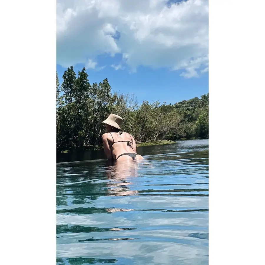 Saltwater Hair Kristin Cavallari Enjoys Tropical Getaway With 3 Kids Pics