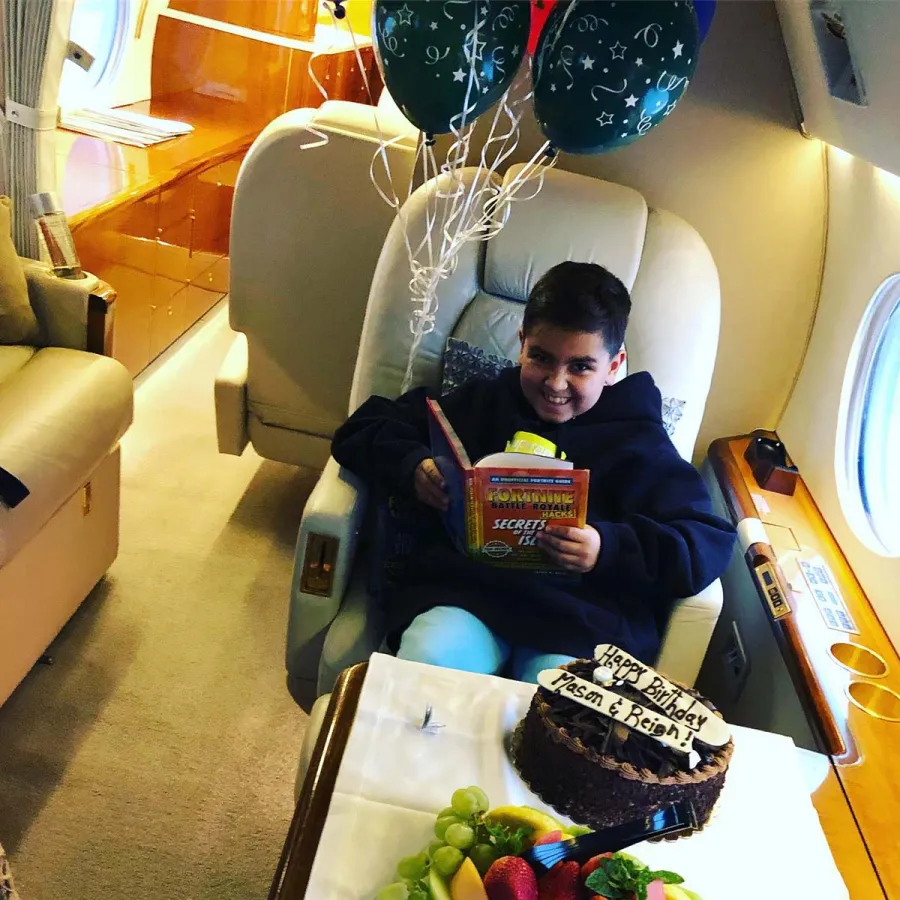 The Kardashian Jenner Kids Flying Their Familys Private Planes Photos