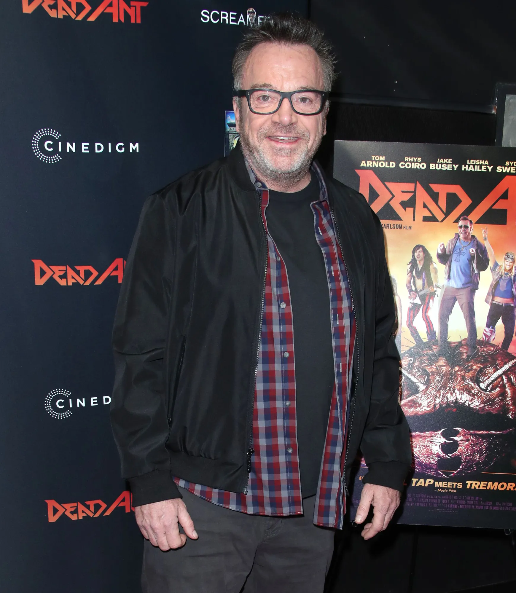 Tom Arnold Shows Off Dramatic 75-Lb Weight Loss After Suffering Mini-Stroke