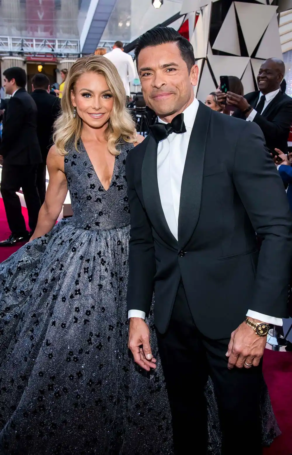 Why Kelly Ripa Is So Glad Theres a Topless Photo Her Her Honeymoon