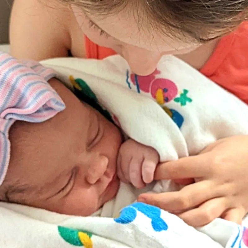 ‘Younger’ Alum Laura Benanti and Her Husband Patrick Brown Welcome 2nd Daughter Via Surrogate
