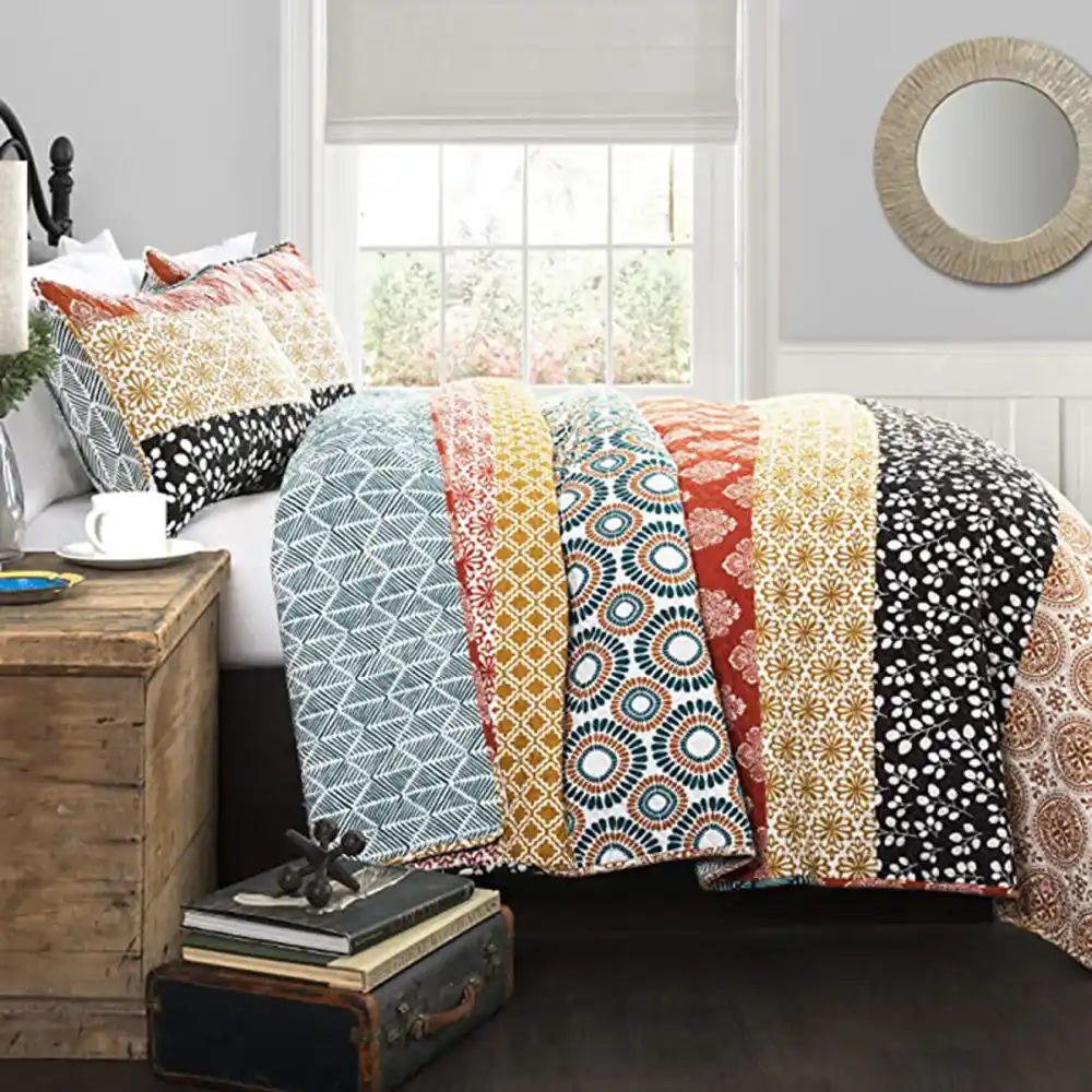 amazon-prime-day-lush-decor-quilt