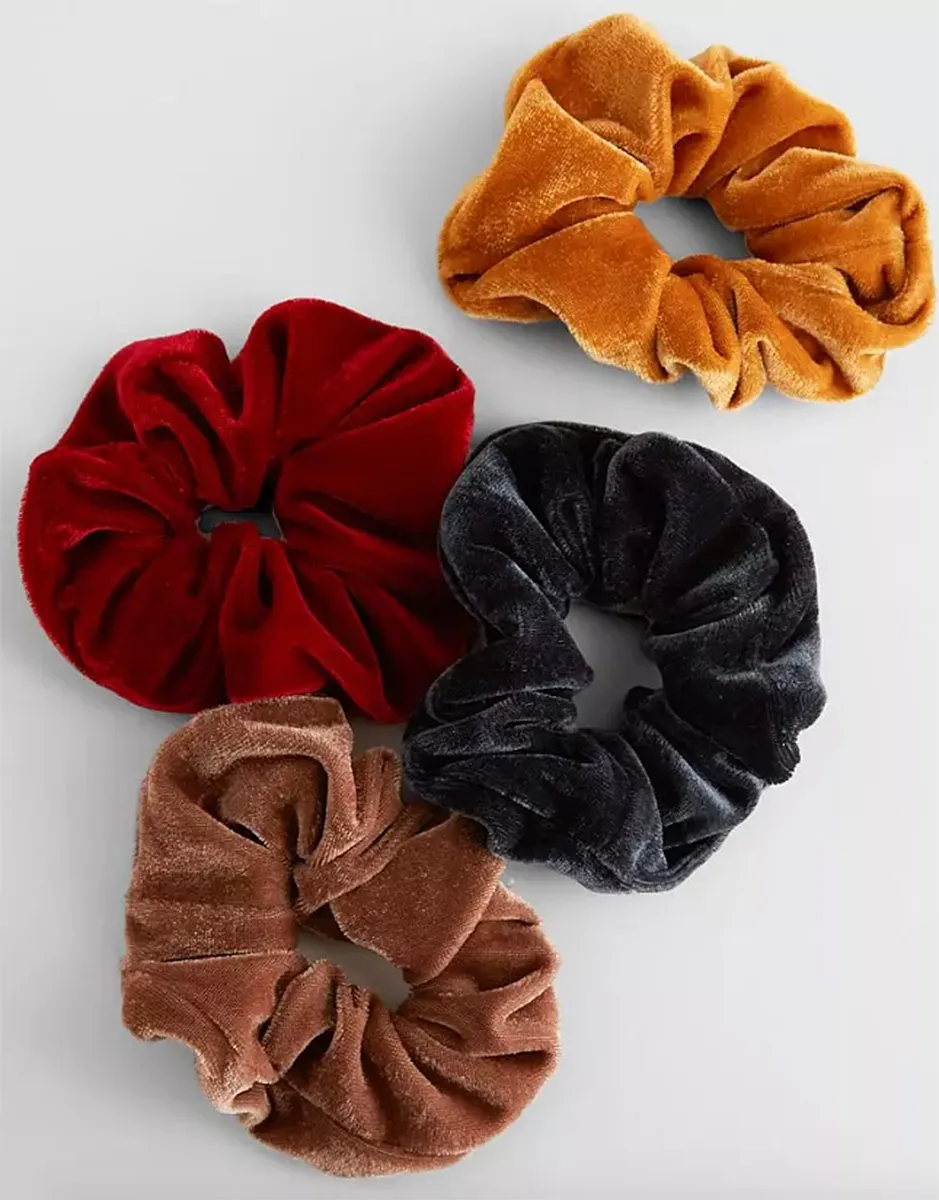 buckle-late-summer-velvet-scrunchies