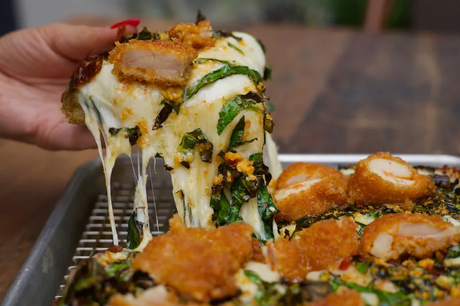 Buzzzz-o-Meter: Warner Bros. Studio Tour and More