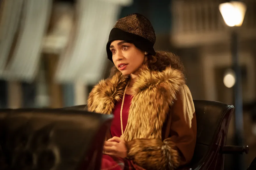 1st Look! ‘Interview With a Vampire’ Trailer Reveals How Characters Meet