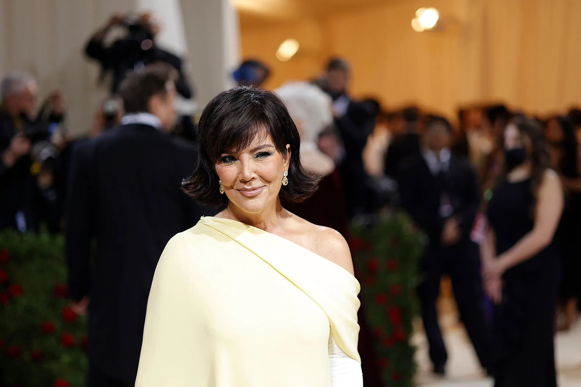 kris-jenner-dolce-vita-slippers