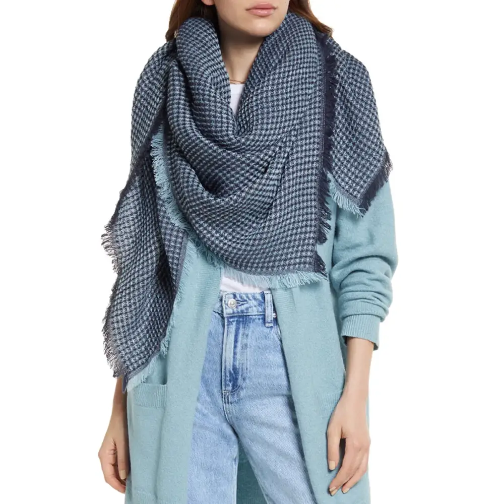 nordstrom-anniversary-sale-holiday-gifts-treasure-bond-scarf