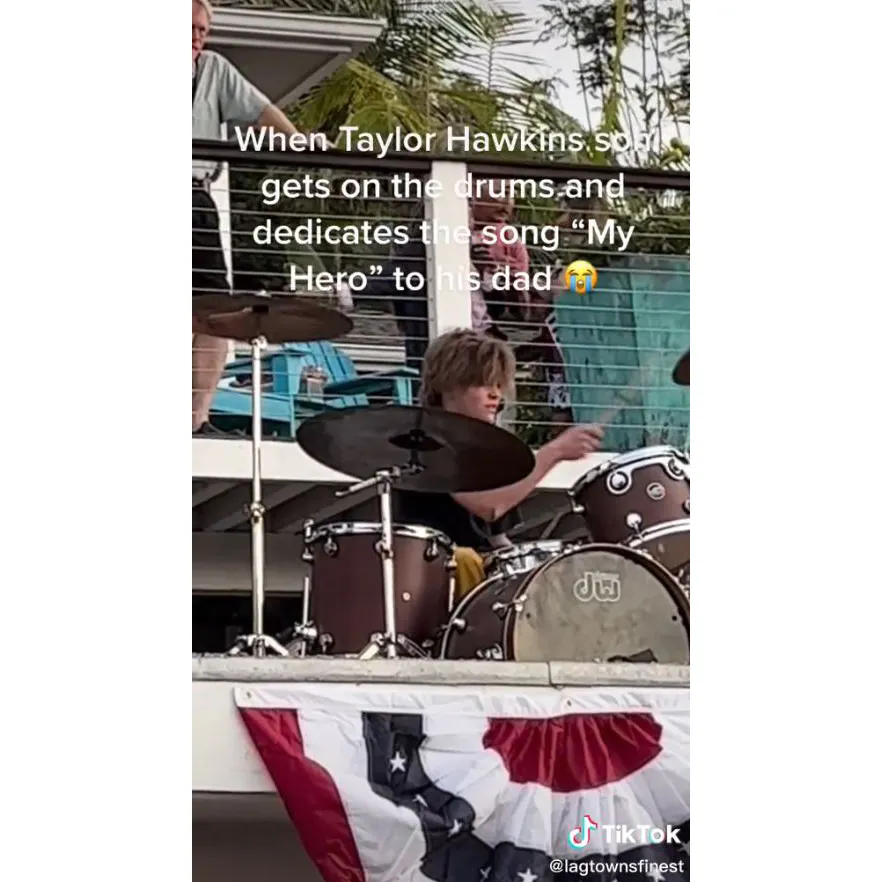 Taylor Hawkins&rsquo; Son Shane Drums Foo Fighters&rsquo; &lsquo;My Hero&rsquo; at 4th of July Party After His Dad&rsquo;s Death