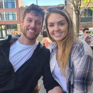 Bachelor Clayton Echard Shares Glimpse of Sweet Love Note From Girlfriend Susie Evans