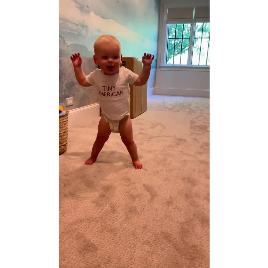 Bachelor's Lauren Bushnell Shows Son Dutton Taking His 1st Steps 4